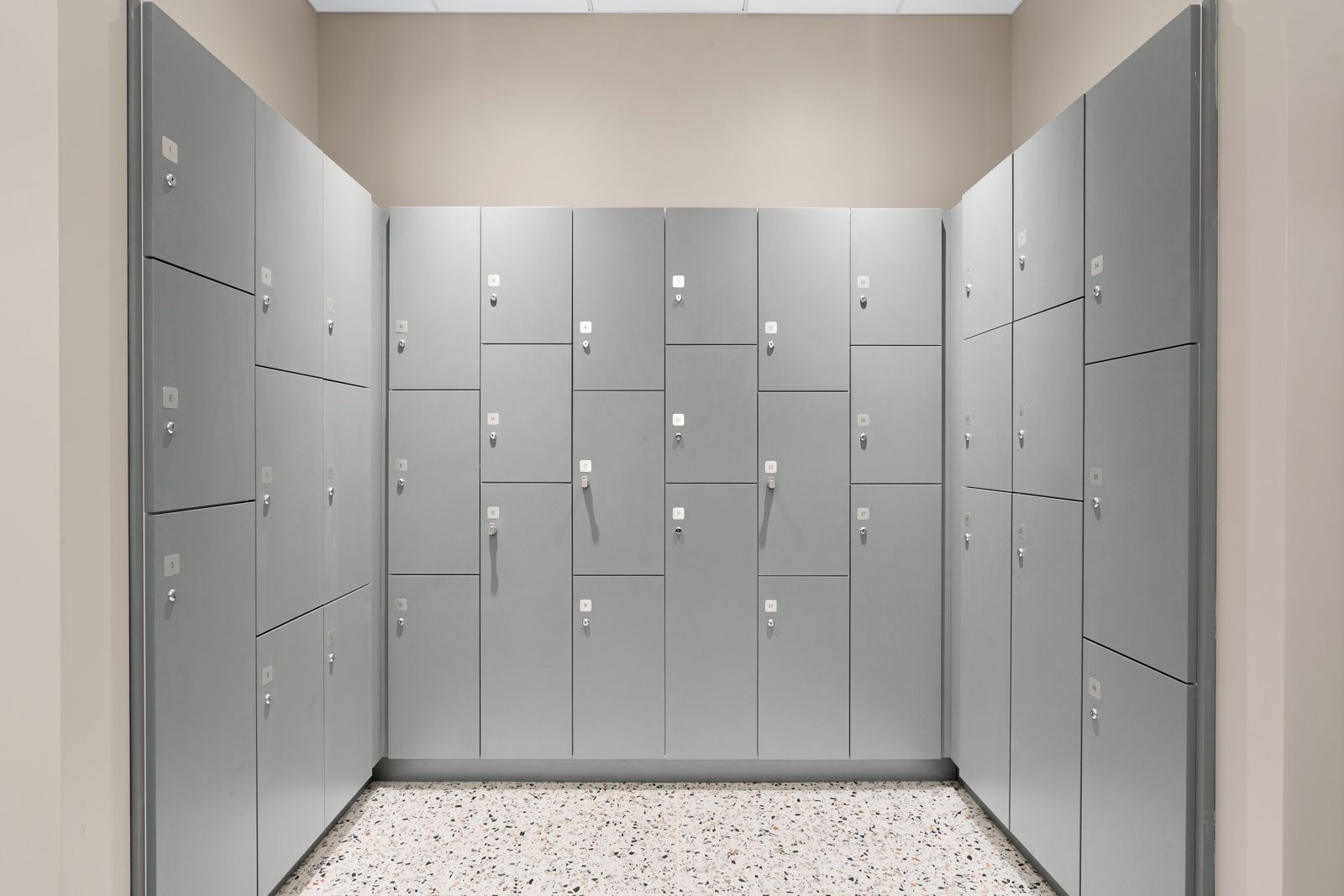 Package Lockers 2